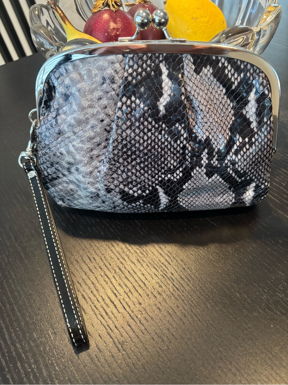 COACH Snake-Print KISSLOCK Wristlet Clutch in Gray and Black - Picture 3 of 10